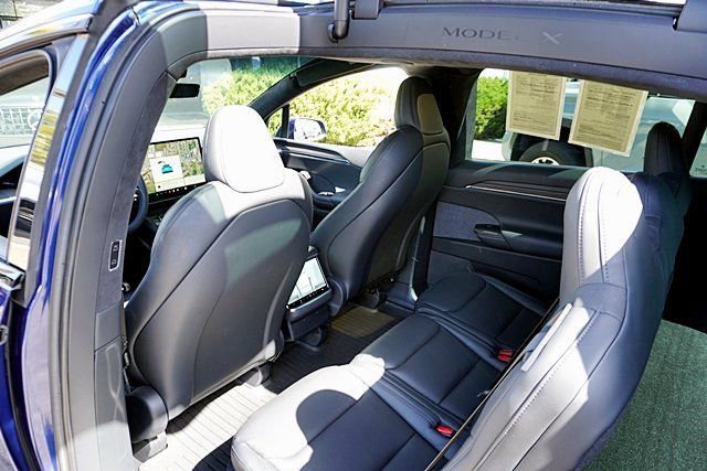 Used 2023 Tesla Model X AWD/4WD image 19