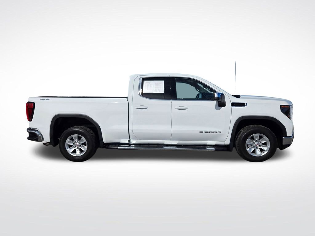 Used 2023 GMC Sierra 1500 SLE image 2