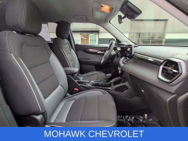 Certified 2026 Chevrolet TrailBlazer LT AWD/4WD image 27