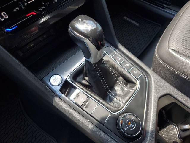 Certified 2023 Volkswagen Tiguan SEL R-Line AWD/4WD image 22