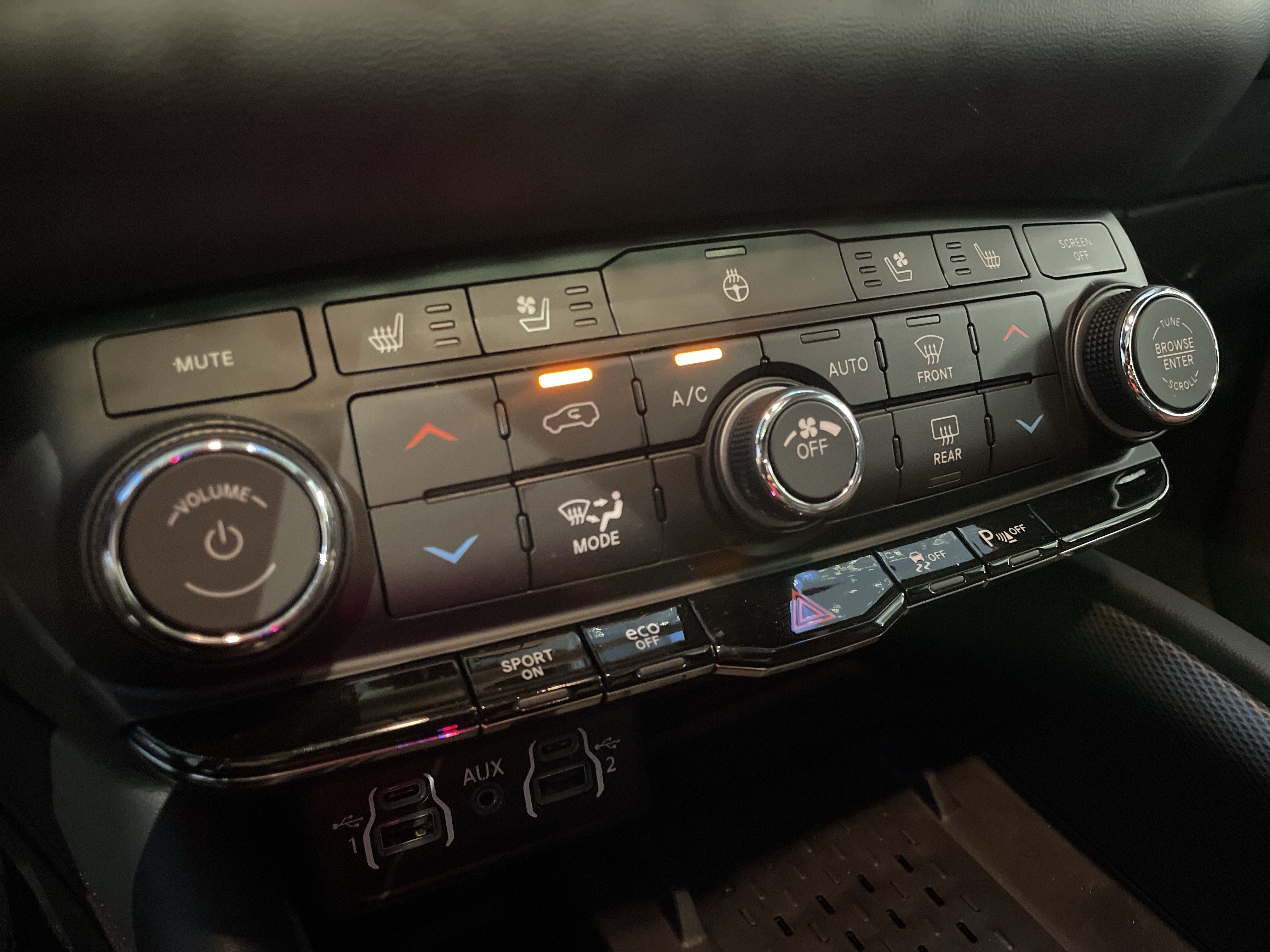 Used 2025 Dodge Durango R/T AWD/4WD image 29