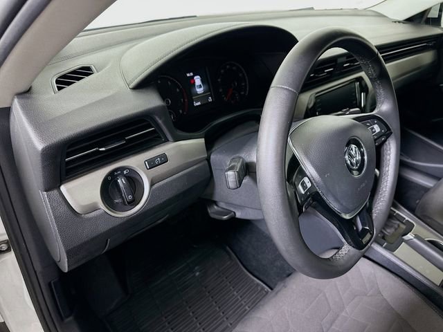 Used 2021 Volkswagen Passat 2.0T S image 10