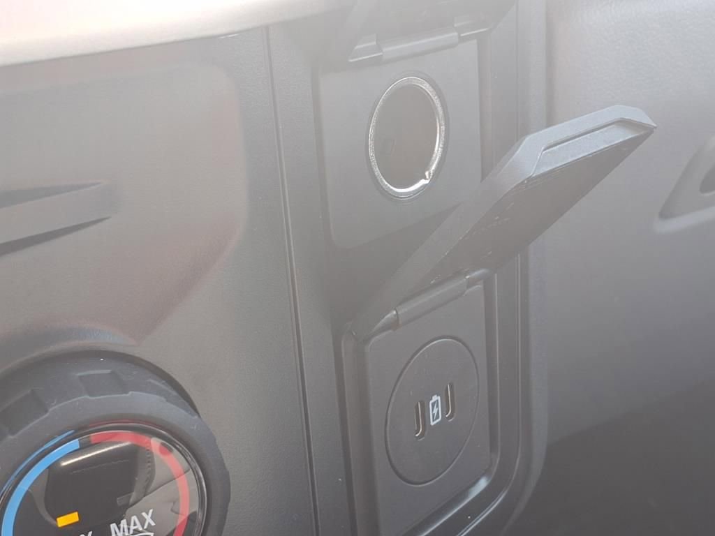 Used 2024 Ford F350 XL image 7