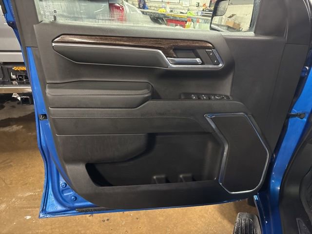 Used 2023 GMC Sierra 1500 Elevation w/ LPO, Elevation Black Package image 7