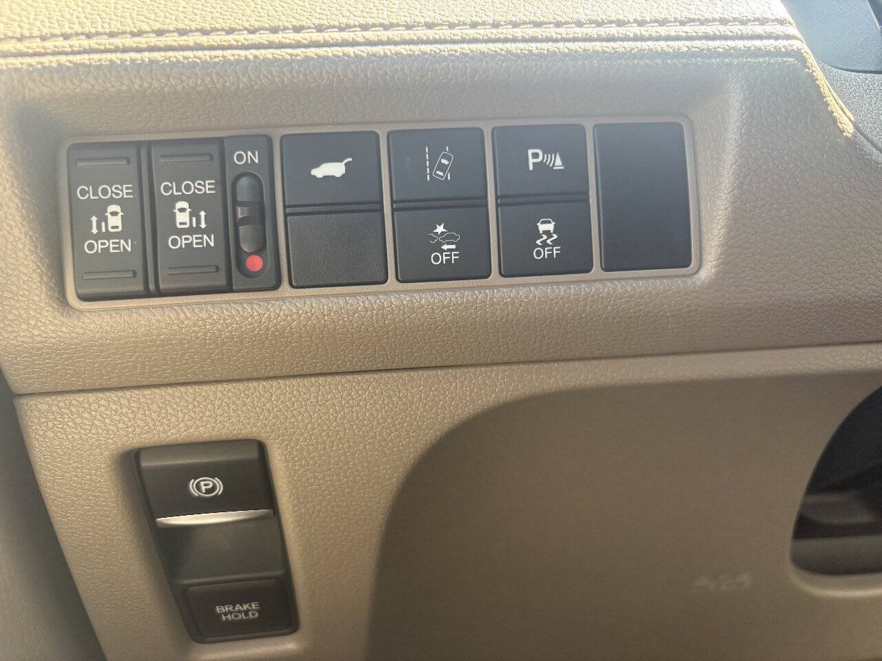 Used 2020 Honda Odyssey Elite image 27