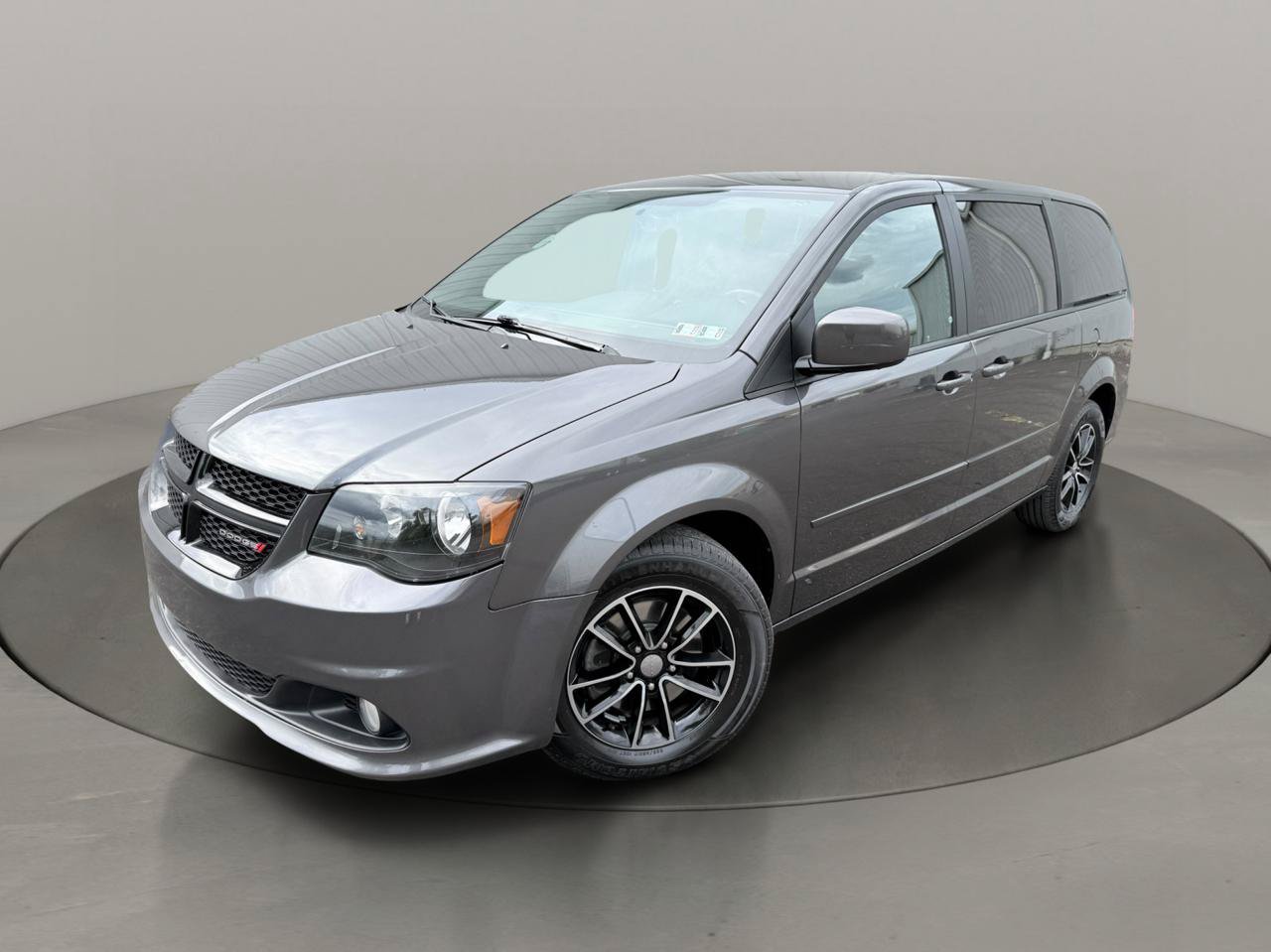 Used 2017 Dodge Grand Caravan SXT w/ Driver Convenience Group