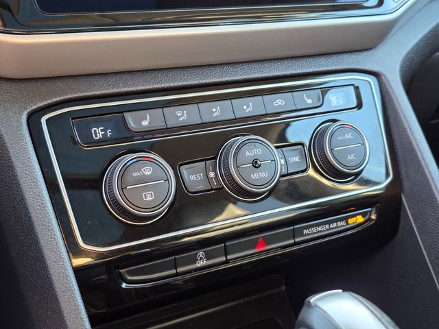 Used 2023 Volkswagen Atlas SE image 34