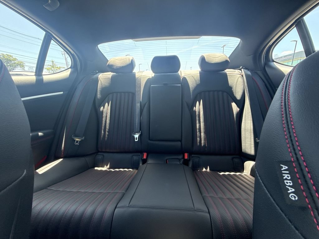 Used 2025 Genesis G70 2.5T w/ Sport Prestige Package AWD/4WD image 22