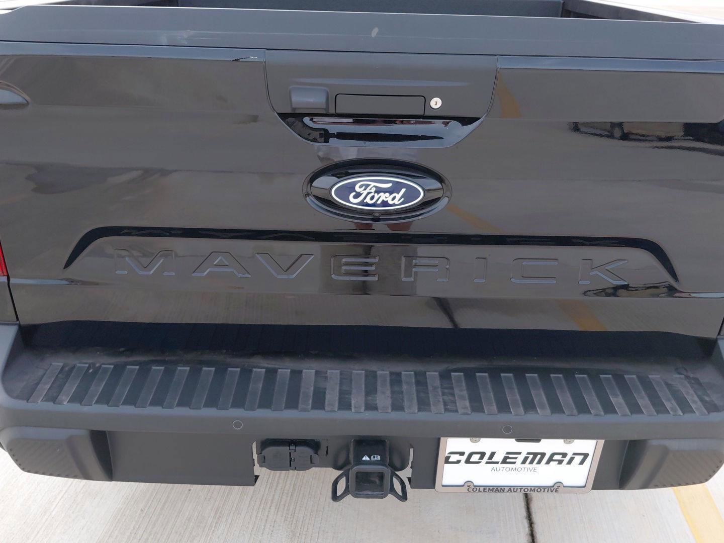 New 2026 Ford Maverick Lariat w/ Black Appearance Package image 18