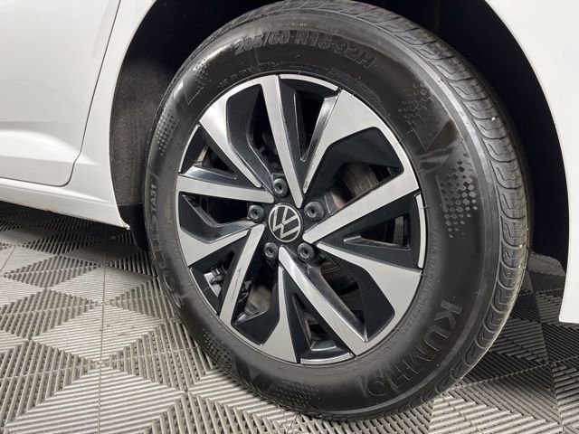 Used 2025 Volkswagen Jetta S image 13