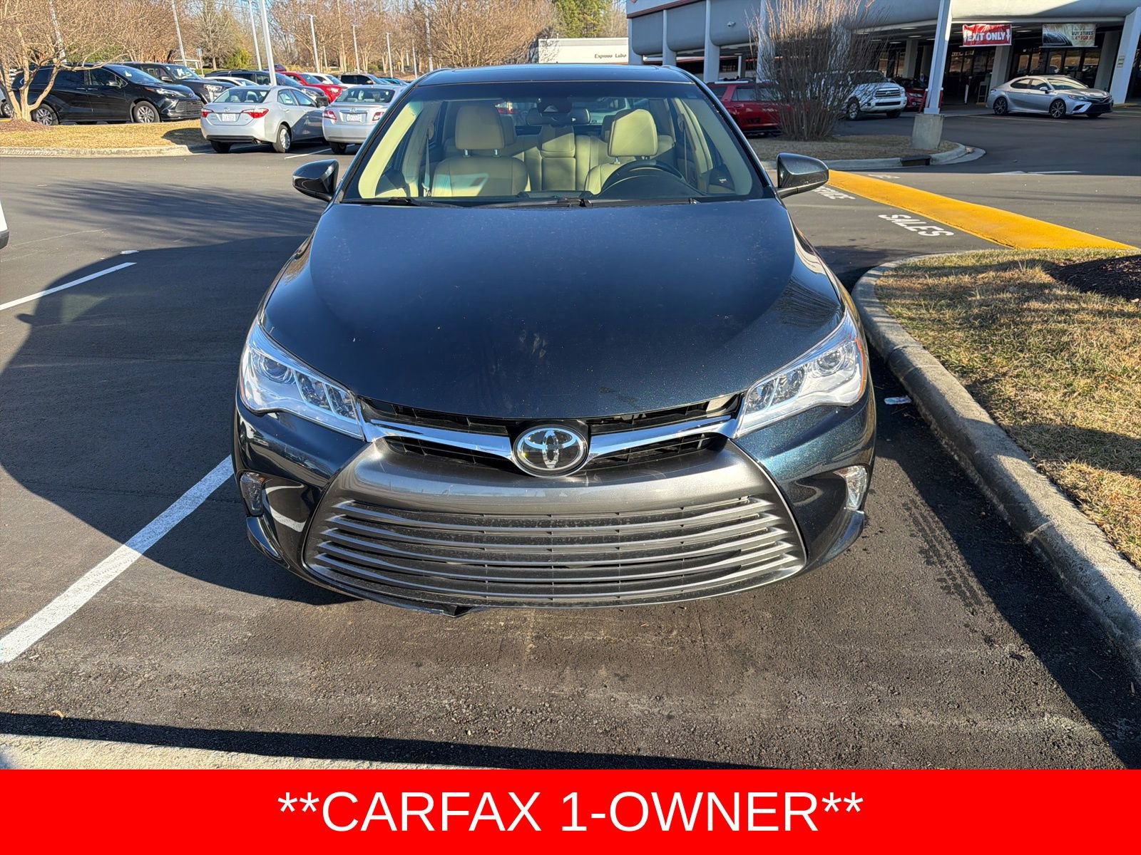 Used 2017 Toyota Camry XLE image 1