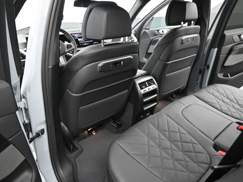 New 2026 BMW X5 xDrive50e AWD/4WD image 29