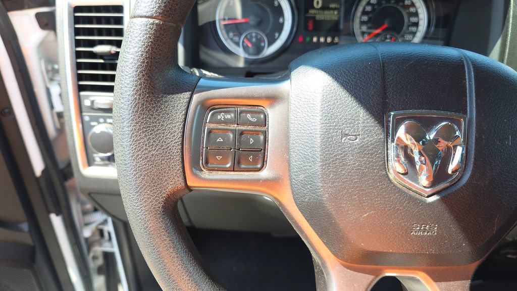 Used 2021 RAM 1500 Classic SLT AWD/4WD image 17