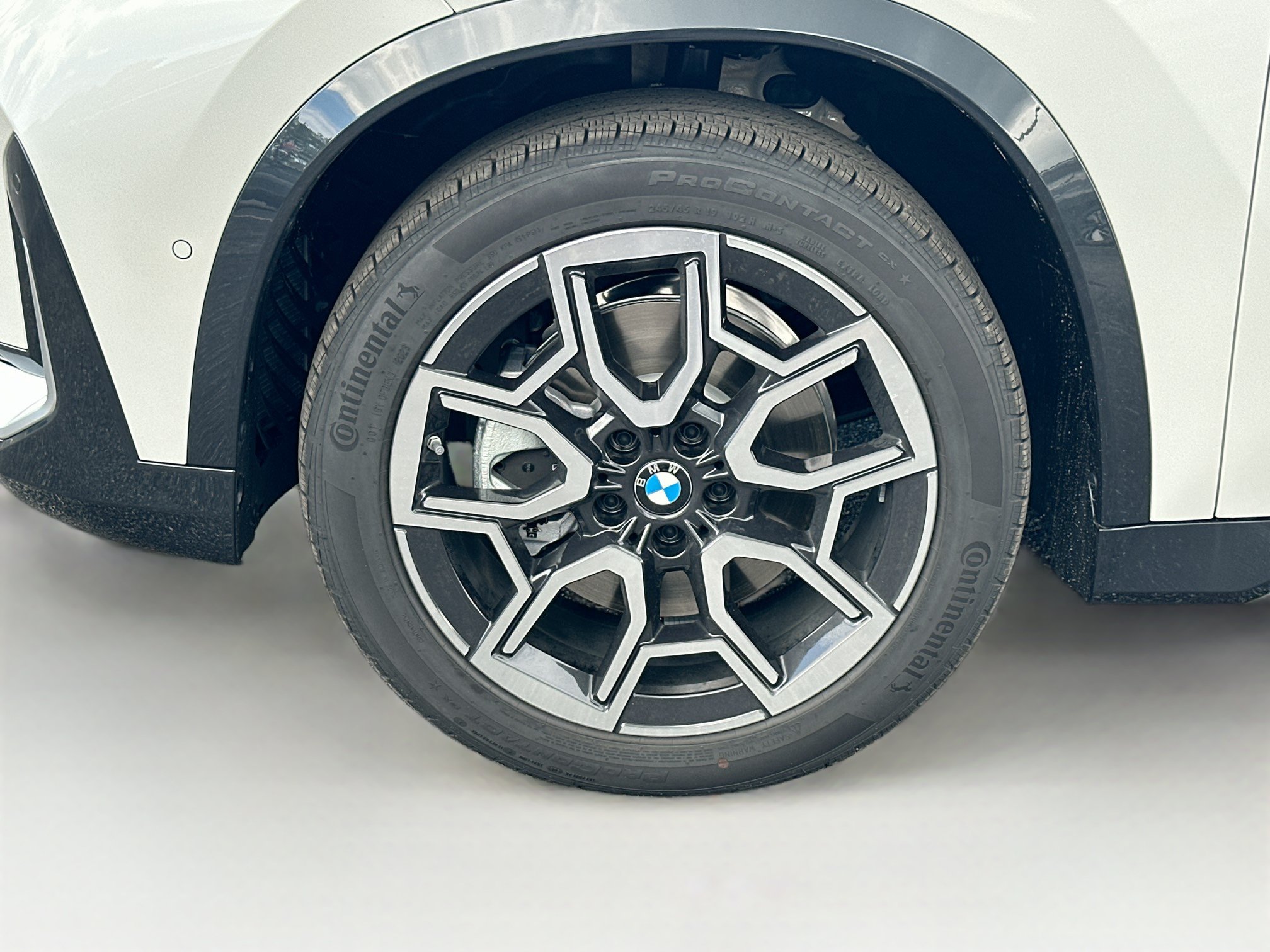 New 2026 BMW X1 xDrive28i w/ Convenience Package AWD/4WD image 23