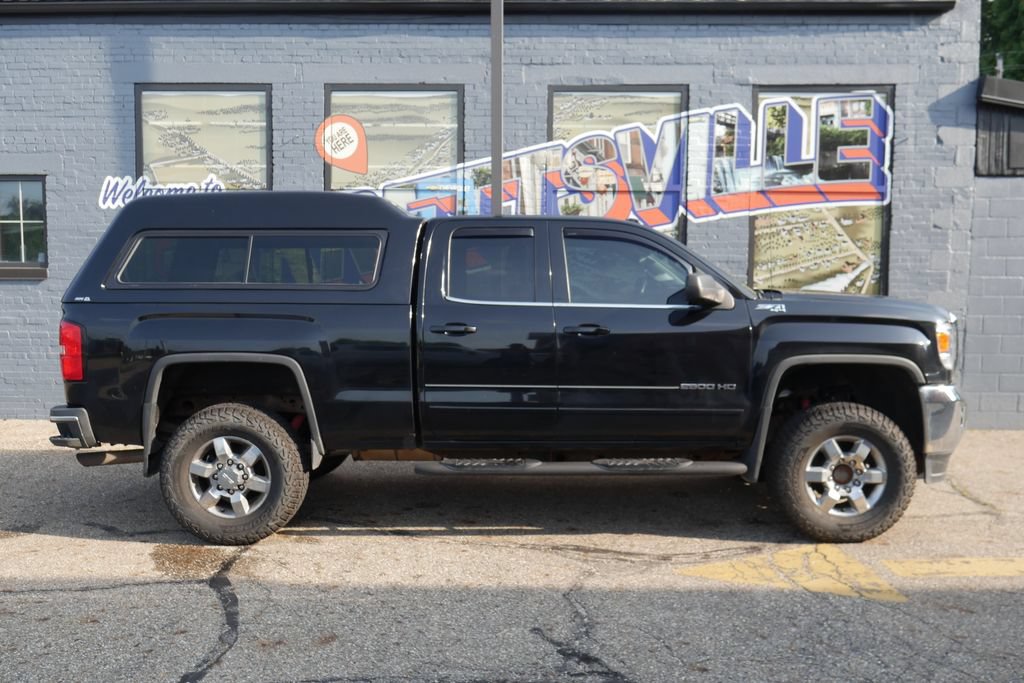 Used 2019 GMC Sierra 2500 SLE w/ SLE Preferred Package AWD/4WD image 16