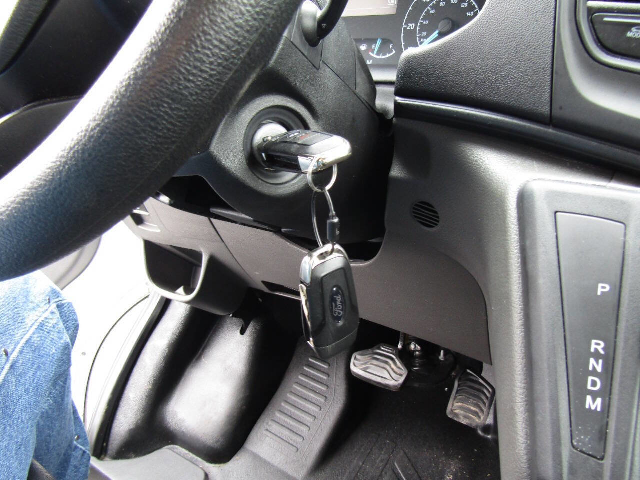 Used 2025 Ford Transit 250 250 AWD 3dr LWB Medium Roof Ca image 15