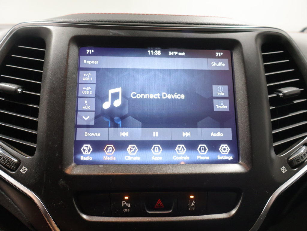 Used 2021 Jeep Cherokee Trailhawk w/ Comfort/Convenience Group AWD/4WD image 23