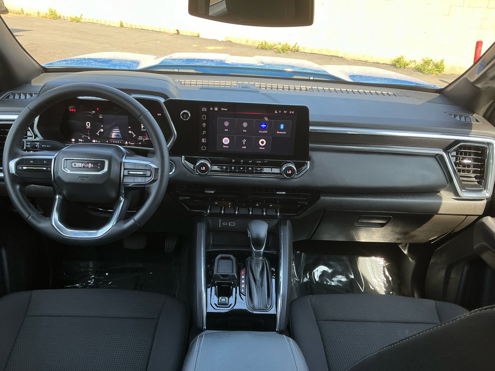 Used 2025 GMC Canyon Elevation w/ Convenience Package image 15