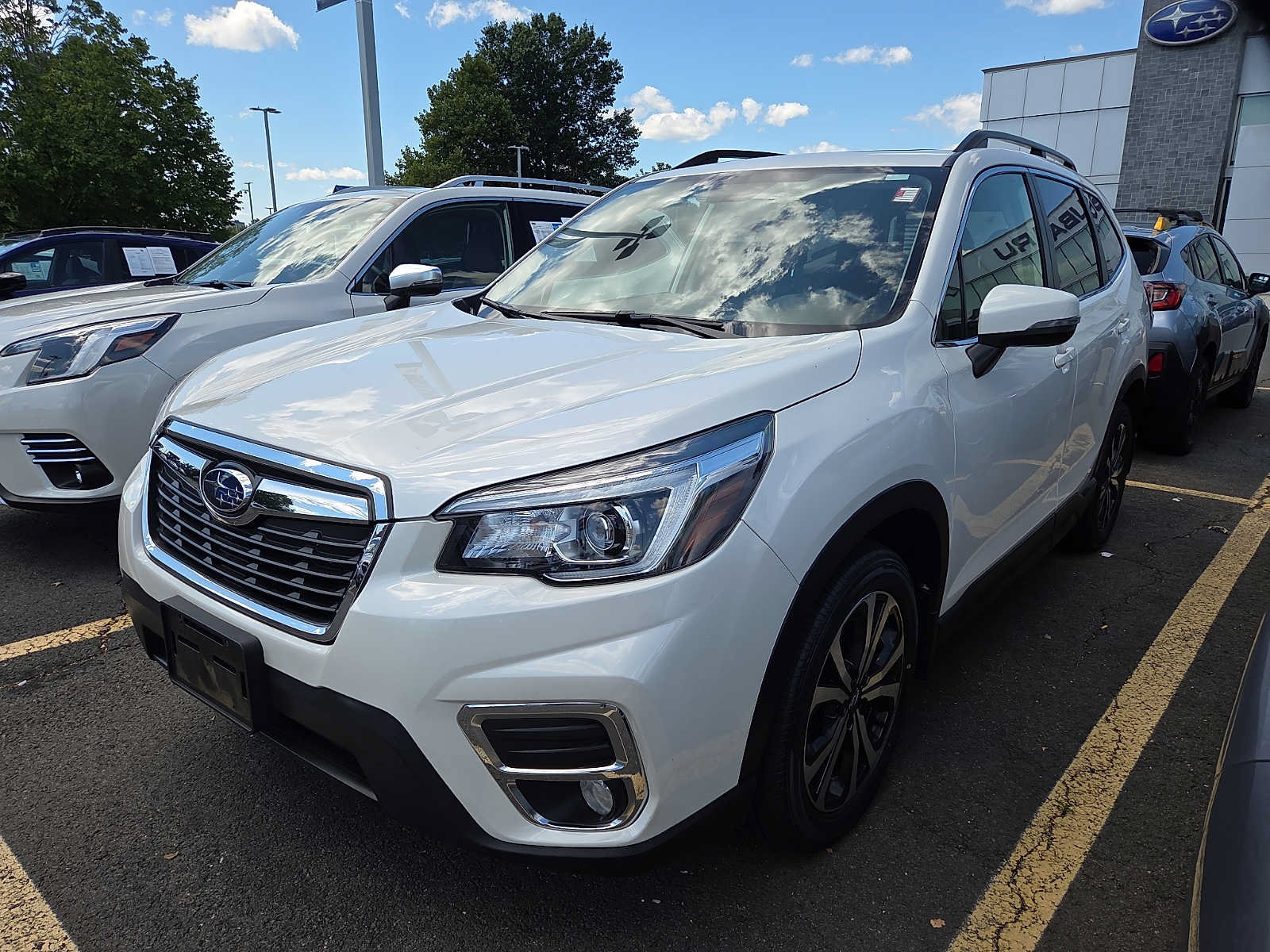 Used 2020 Subaru Forester Limited AWD/4WD image 3
