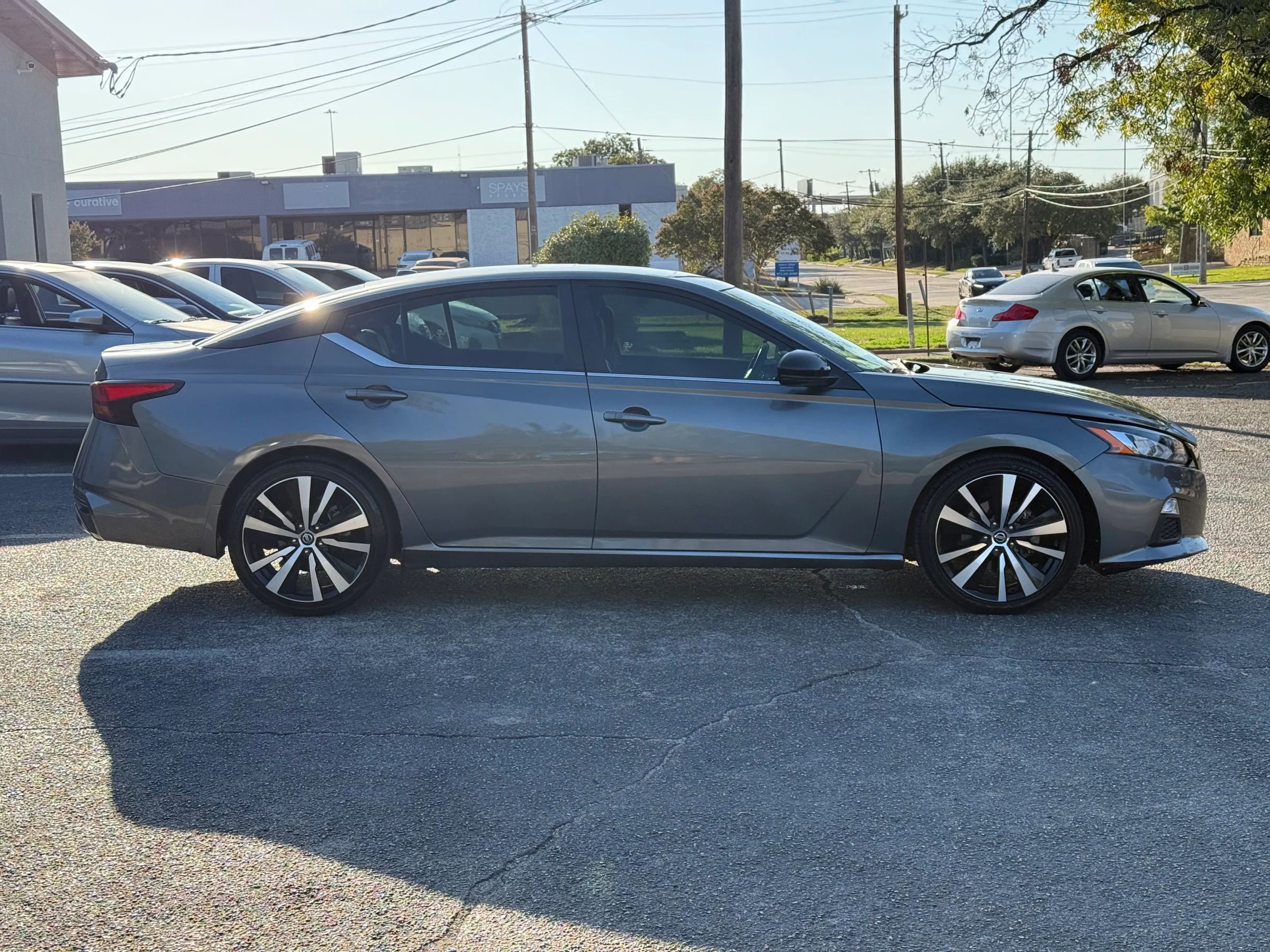 Used 2020 Nissan Altima 2.0 SR image 8