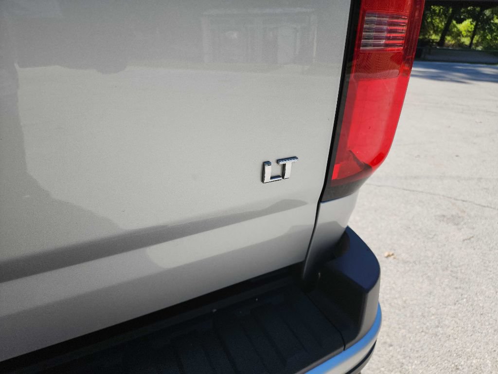 Used 2017 Chevrolet Colorado LT RWD image 8