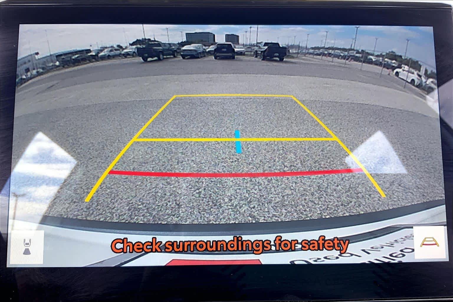 Used 2026 Toyota Corolla Cross XLE w/ Convenience Package FWD image 26