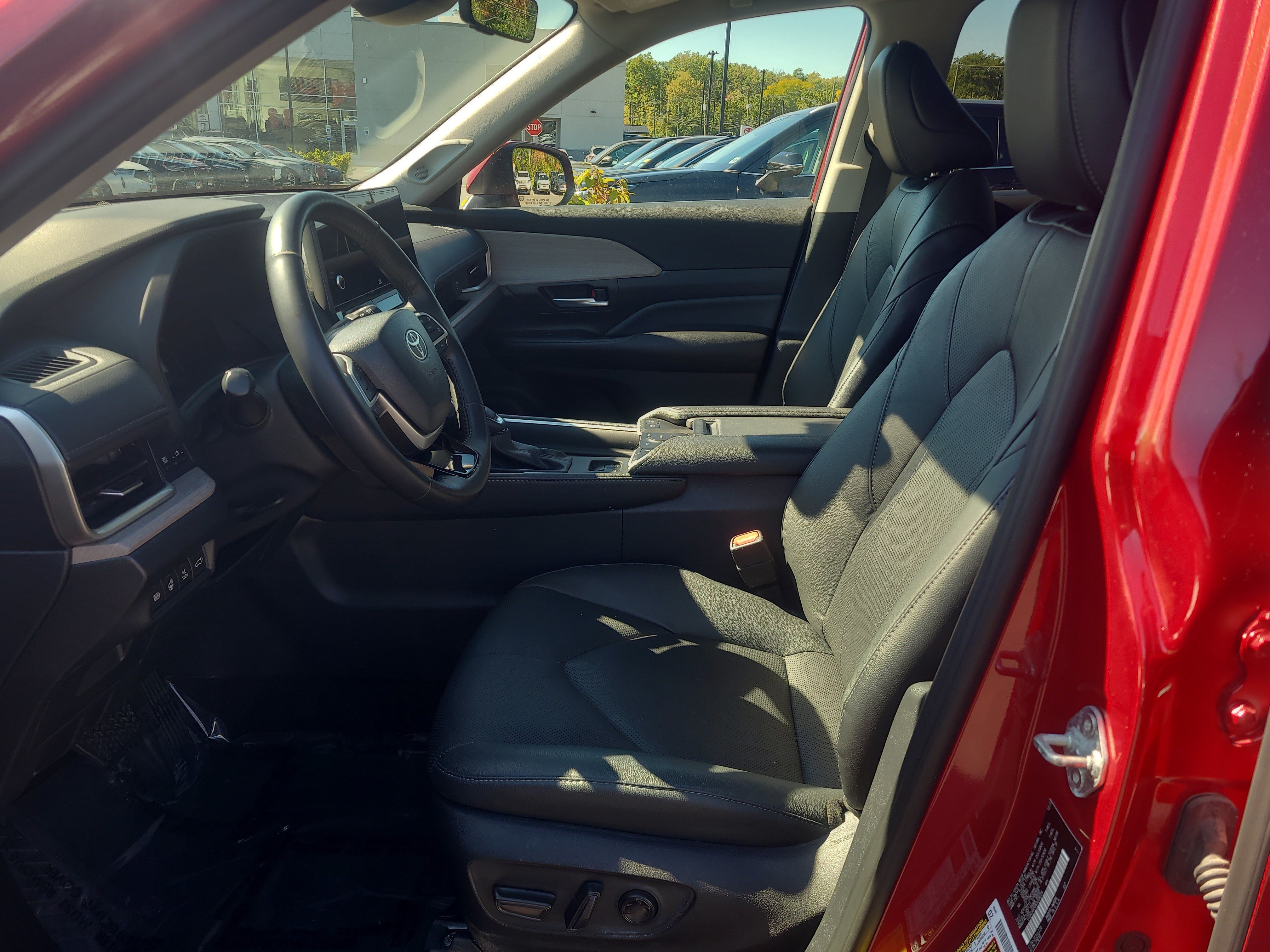 Certified 2024 Toyota Grand Highlander AWD Hybrid image 16