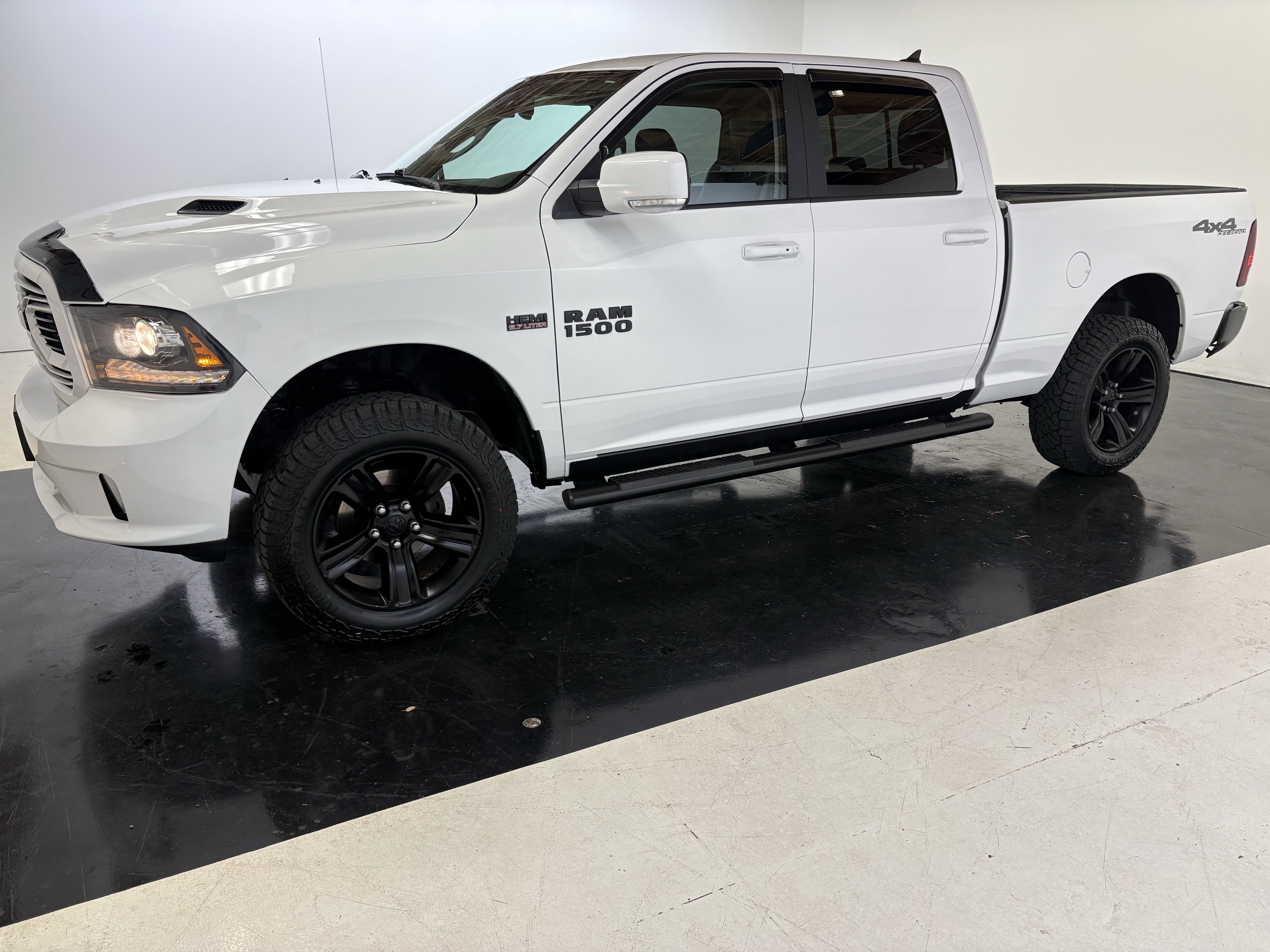 Used 2018 RAM 1500 Sport w/ Comfort Group image 52