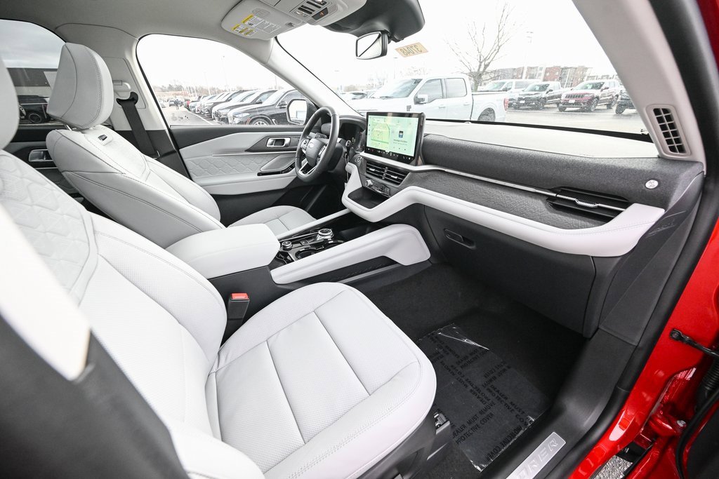 New 2026 Ford Explorer Platinum w/ LUX Leather Package image 22