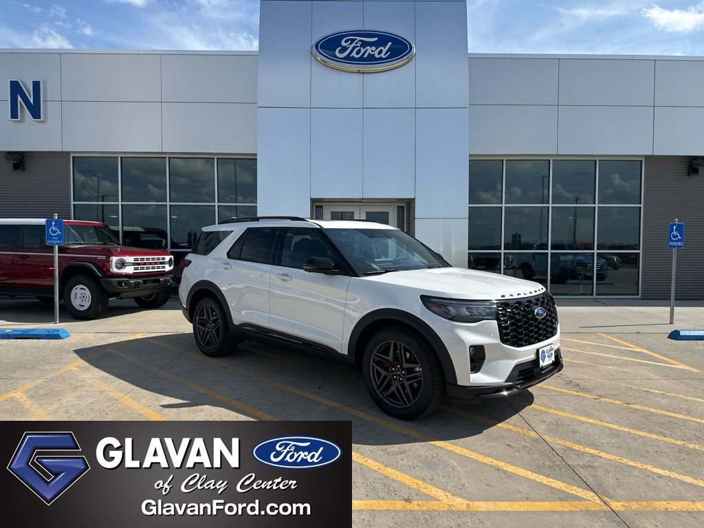 New 2026 Ford Explorer ST w/ Sun And Sound Package