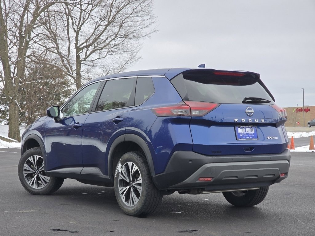 Used 2023 Nissan Rogue SV image 11