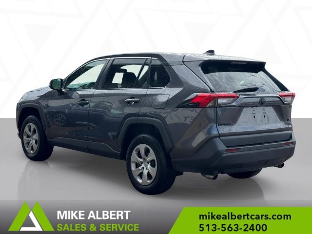 Used 2022 Toyota RAV4 LE FWD image 6