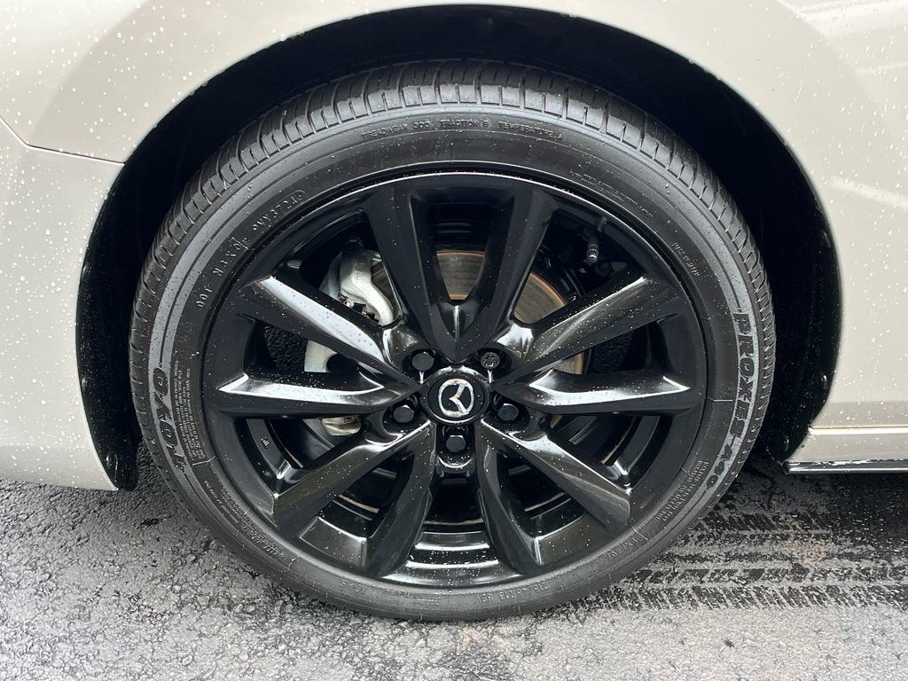 Used 2025 MAZDA MAZDA3 2.5 S Hatchback w/ Premium Pkg image 25