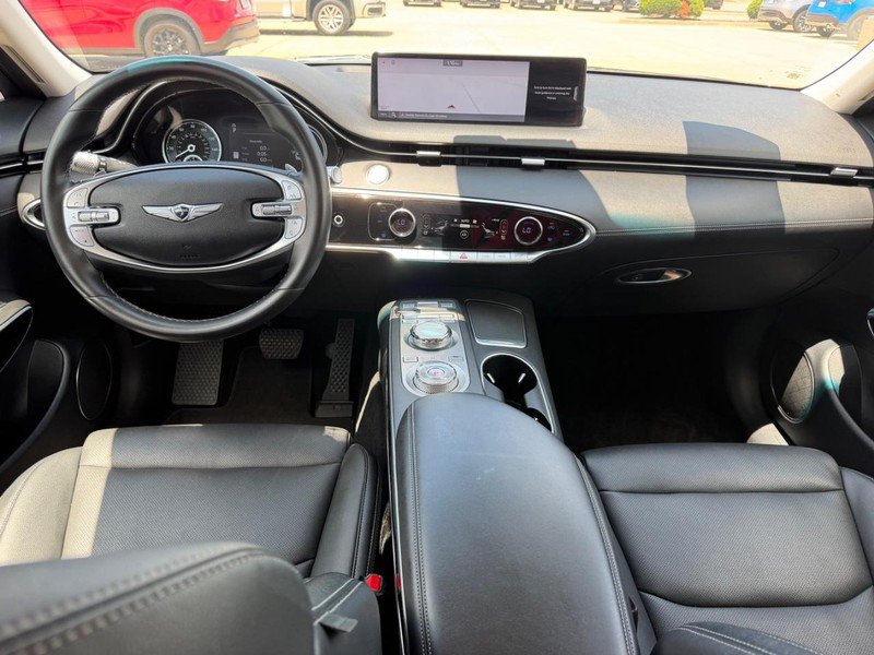 Used 2025 Genesis GV70 2.5T AWD/4WD image 10