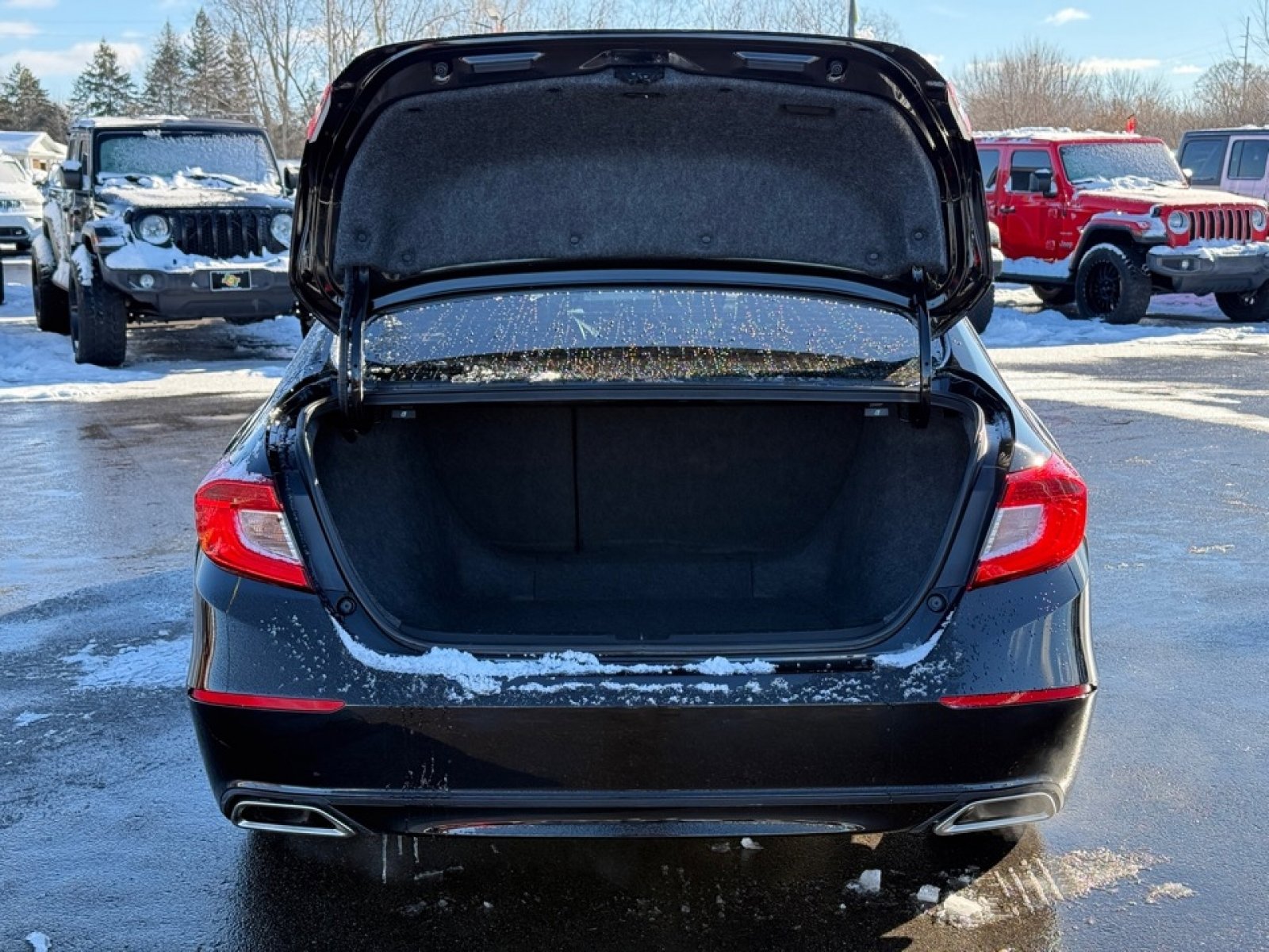 Used 2020 Honda Accord Sport image 36