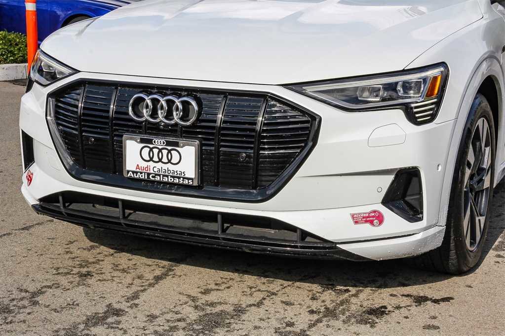 Used 2022 Audi e-tron Premium w/ Convenience Plus Package image 8