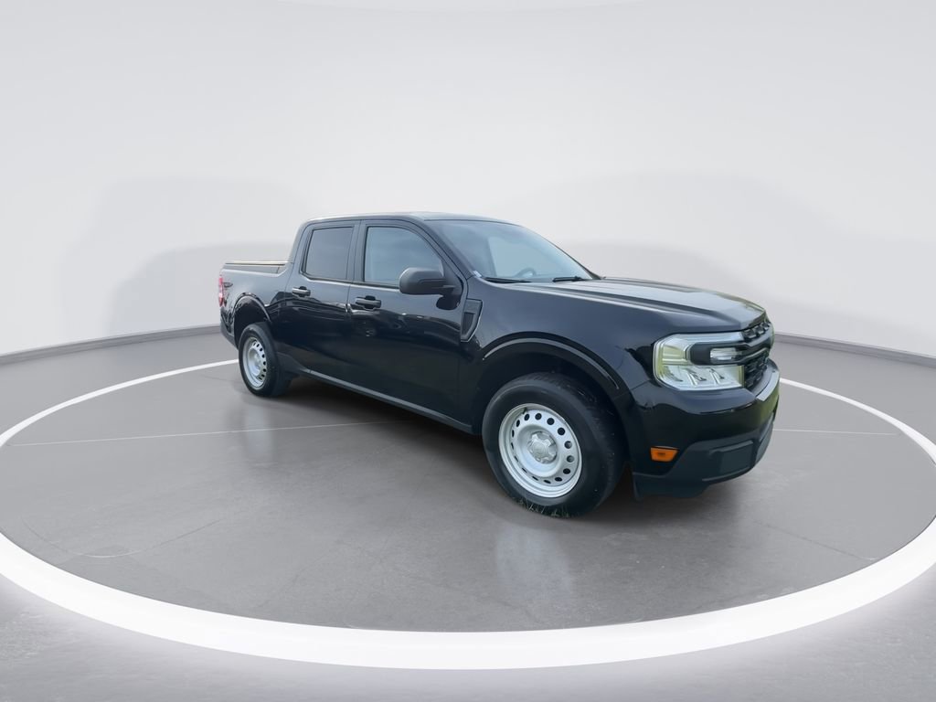 Used 2022 Ford Maverick XL image 2