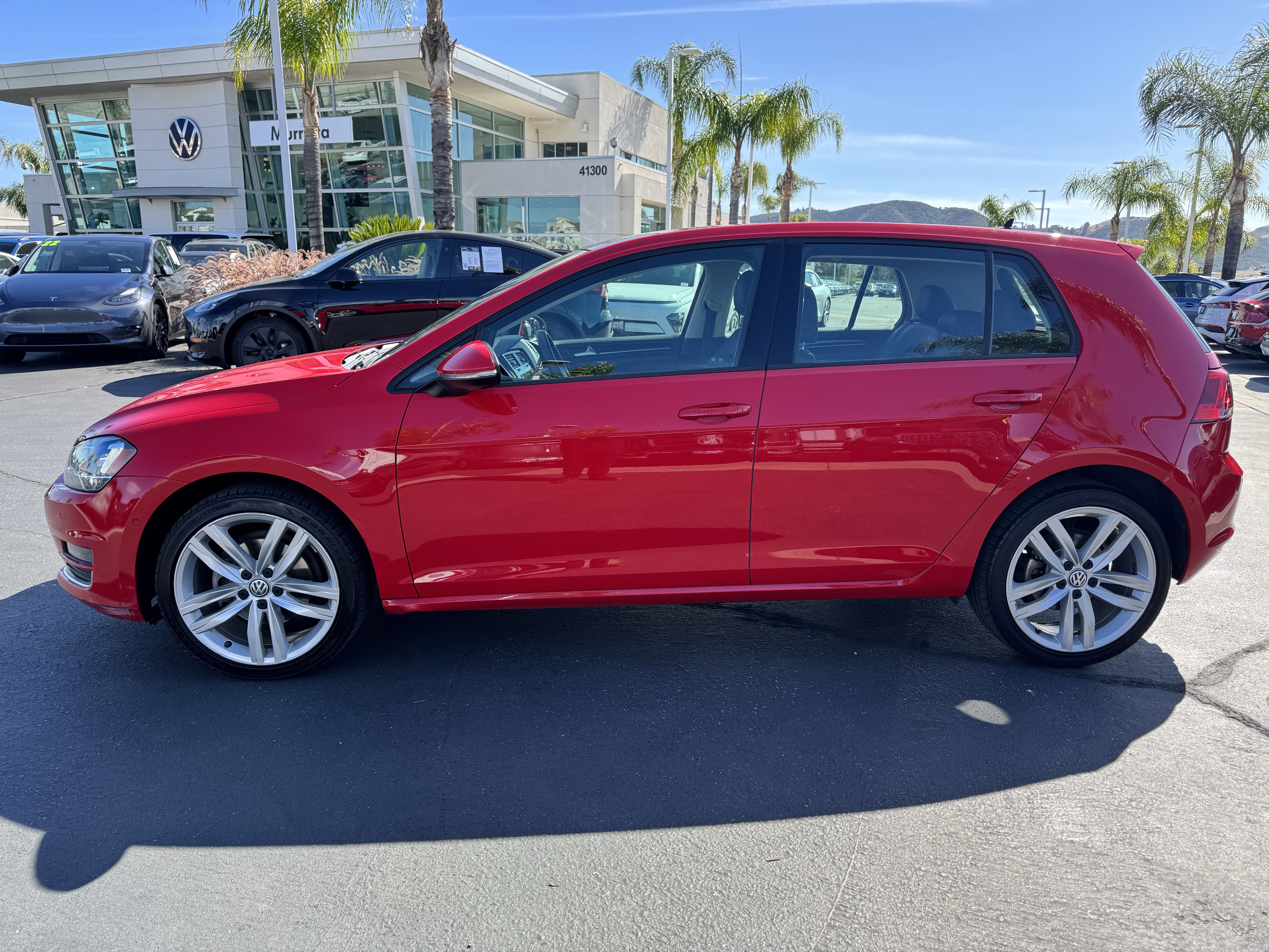 Used 2017 Volkswagen Golf SEL FWD image 7