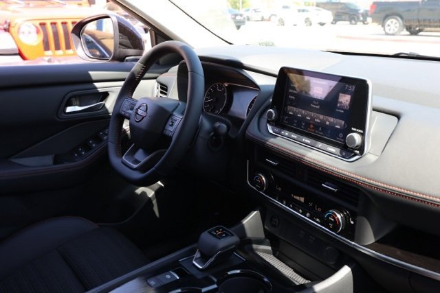 New 2026 Nissan Rogue SV image 20