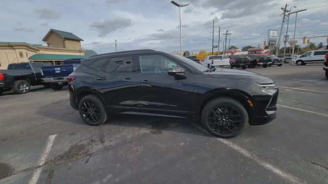 Certified 2025 Chevrolet Blazer RS FWD image 8