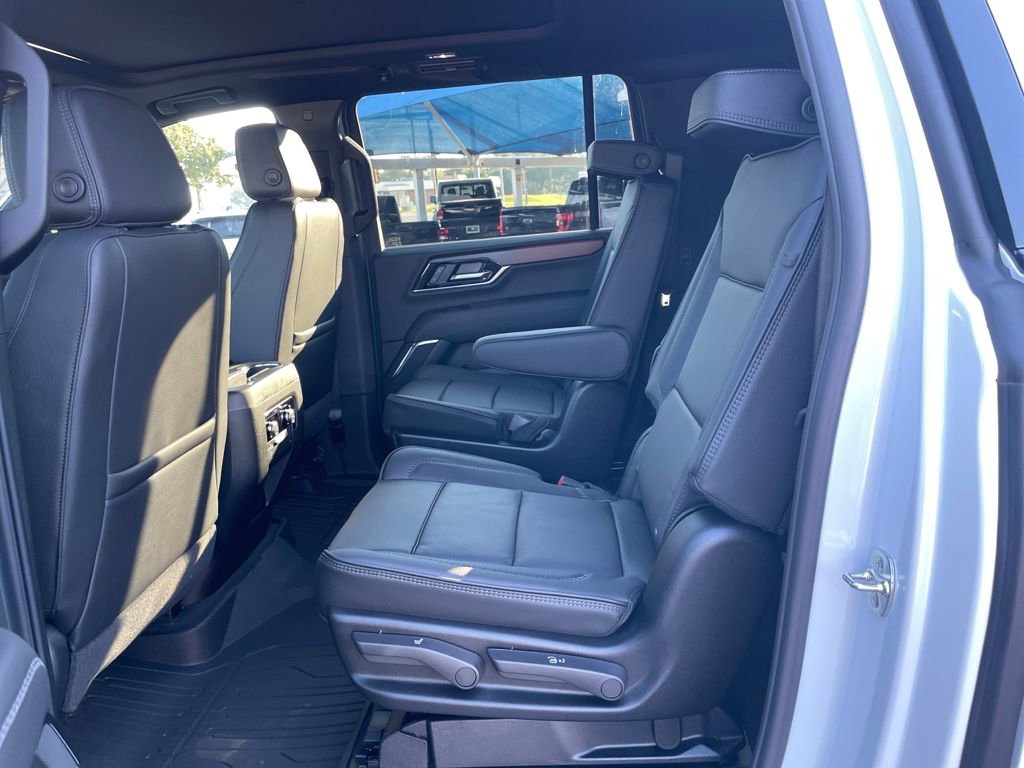 New 2026 GMC Yukon XL Denali image 25