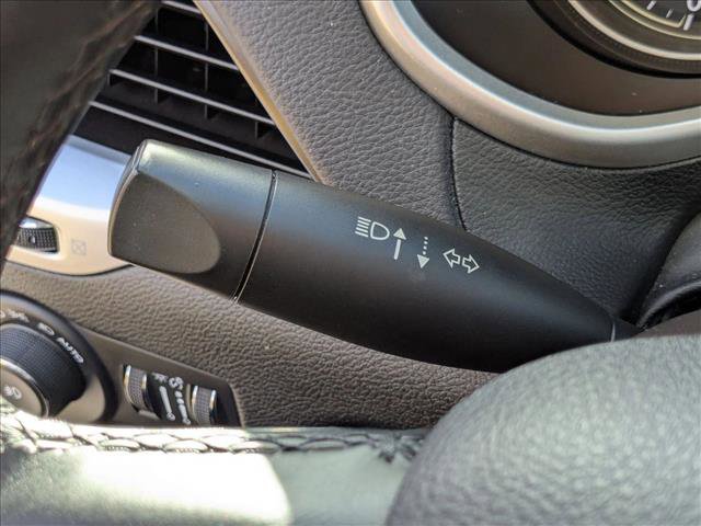 Used 2018 Jeep Cherokee Latitude Plus w/ Cold Weather Group image 15