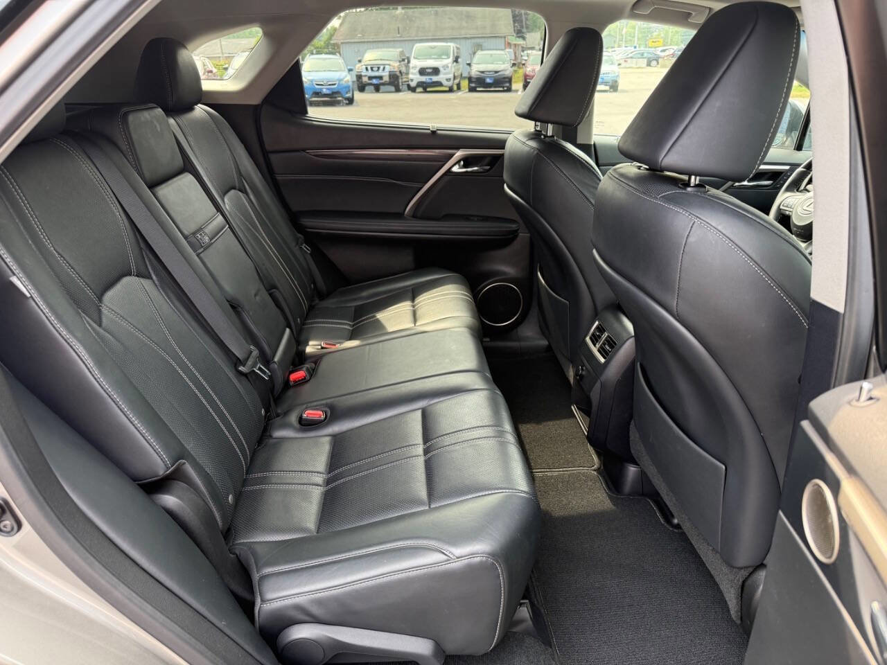 Used 2017 Lexus RX 450h AWD image 13
