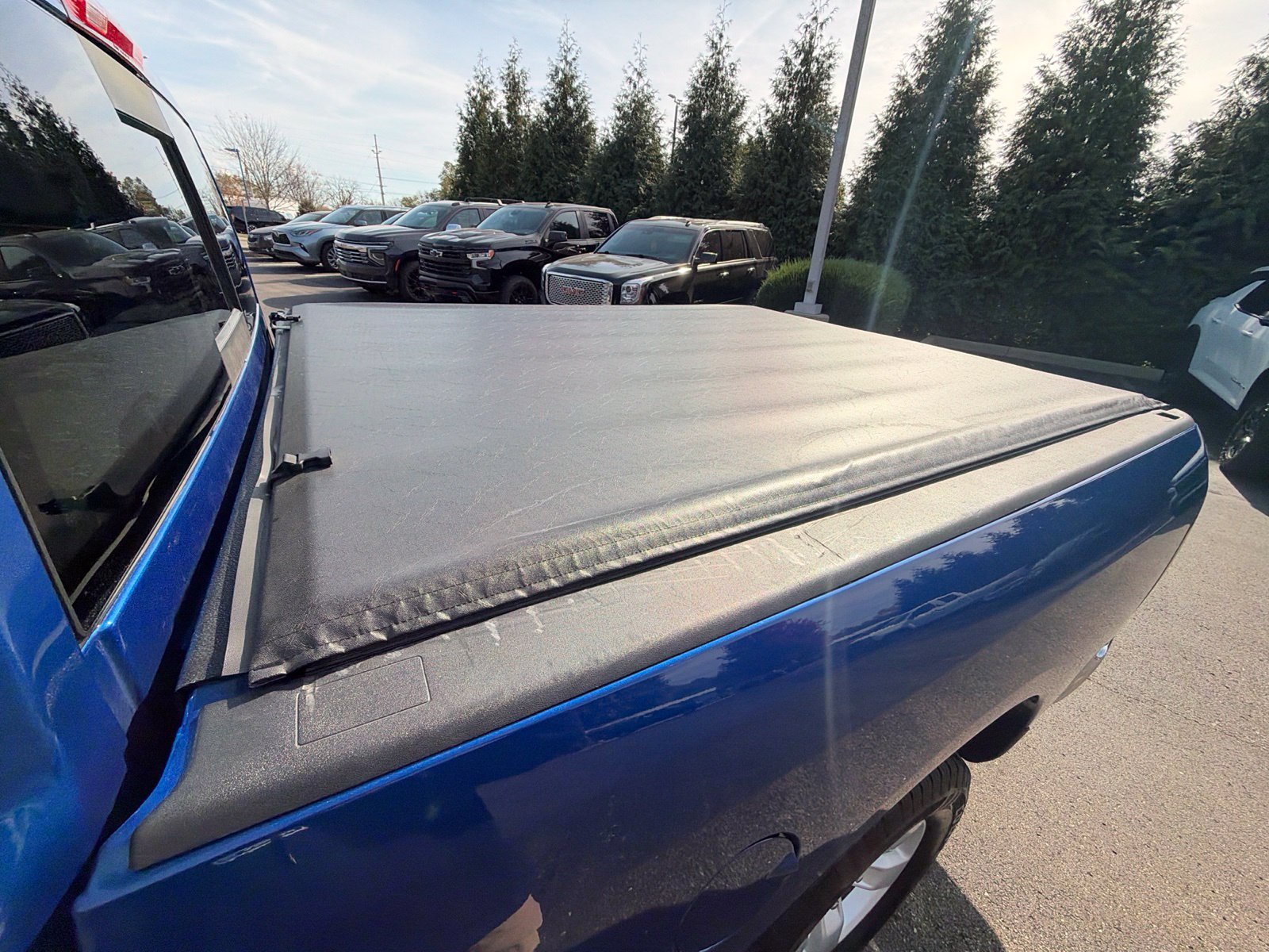 Used 2016 RAM 1500 Classic SLT AWD/4WD image 23
