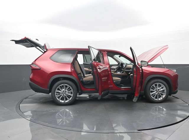 New 2026 Toyota Grand Highlander AWD image 33