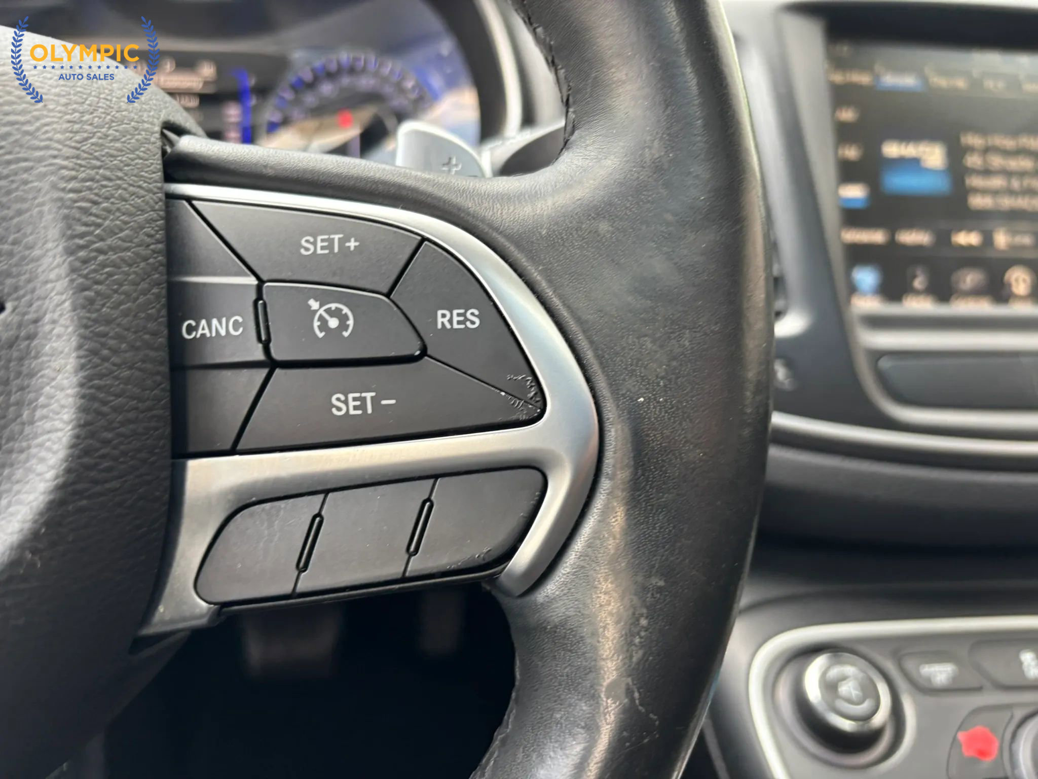 Used 2017 Chrysler 200 Limited Platinum w/ Comfort & Convenience Group image 23