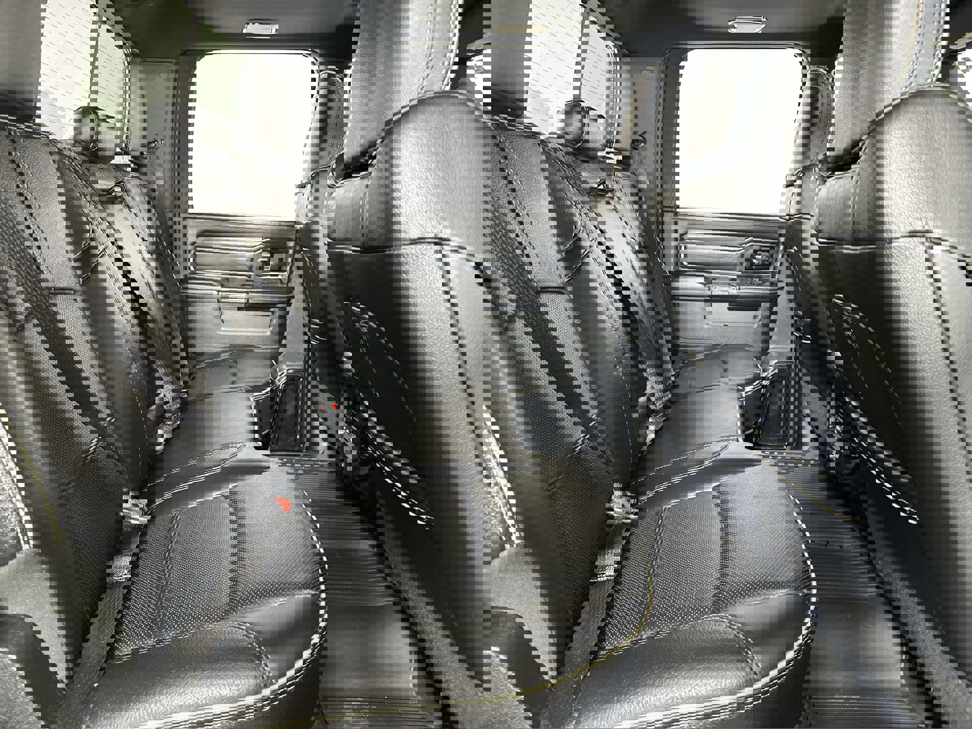 Used 2023 RAM 2500 Limited image 64