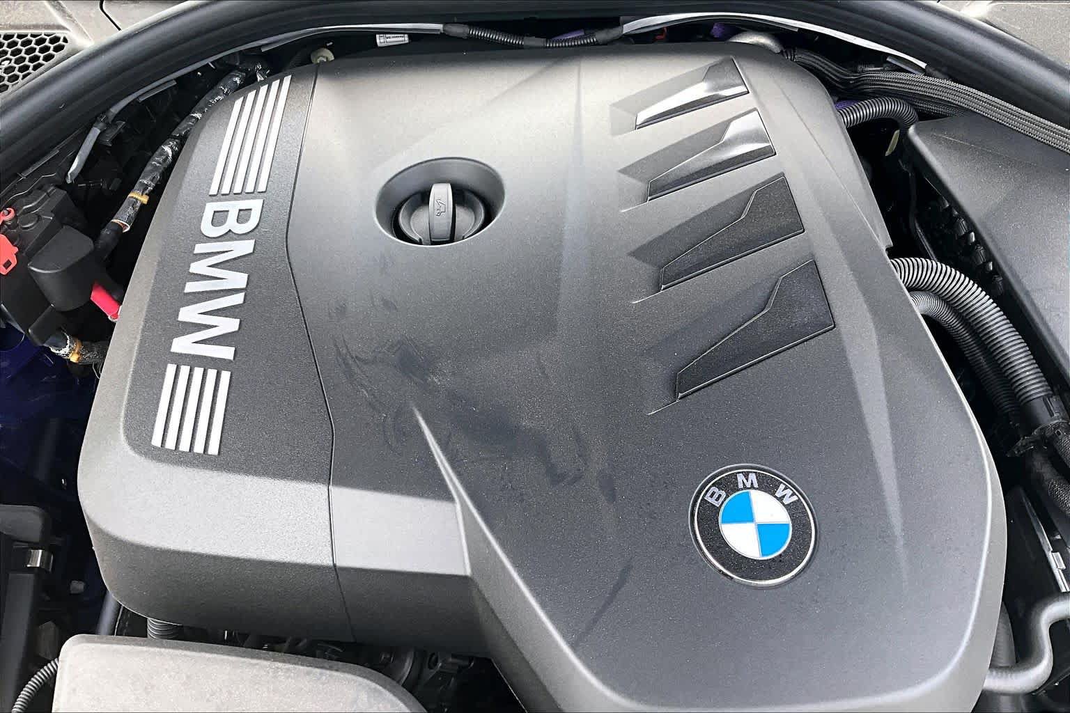 Used 2026 BMW 330i Sedan w/ M Sport Package RWD image 31