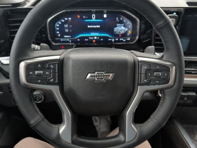 Used 2022 Chevrolet Silverado 1500 RST AWD/4WD image 13