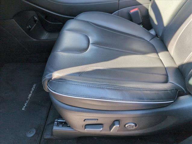 Used 2024 Hyundai Palisade Limited image 10
